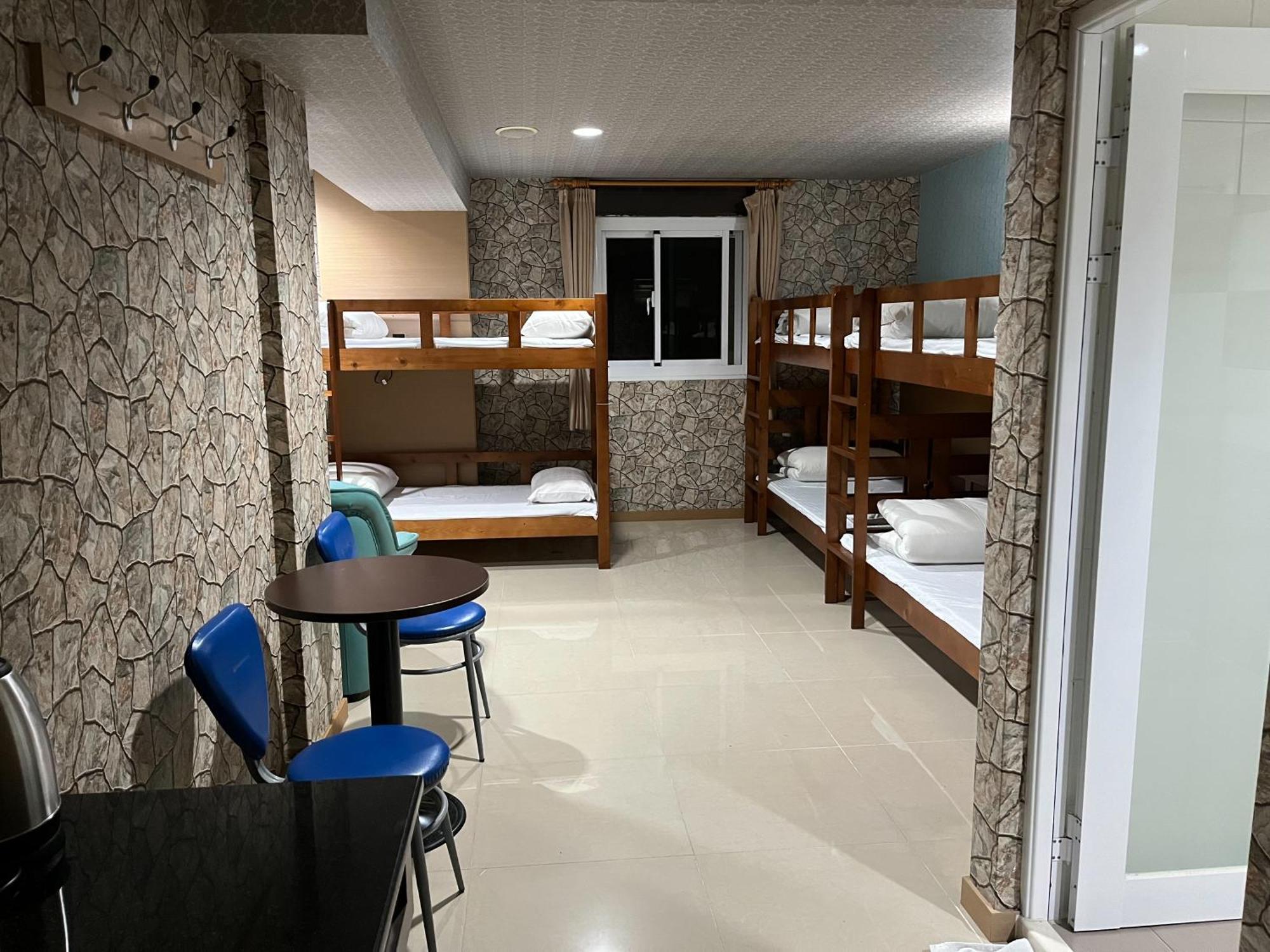 Hua Xiang Motel - Arena Kaohsiung Exterior foto